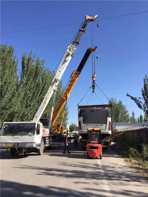 松原市港口集装箱搬运案例